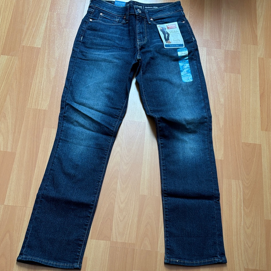 New Size 4m Modern Slim Levi Strauss Signature Stretch Jeans, Dark Blue Wash